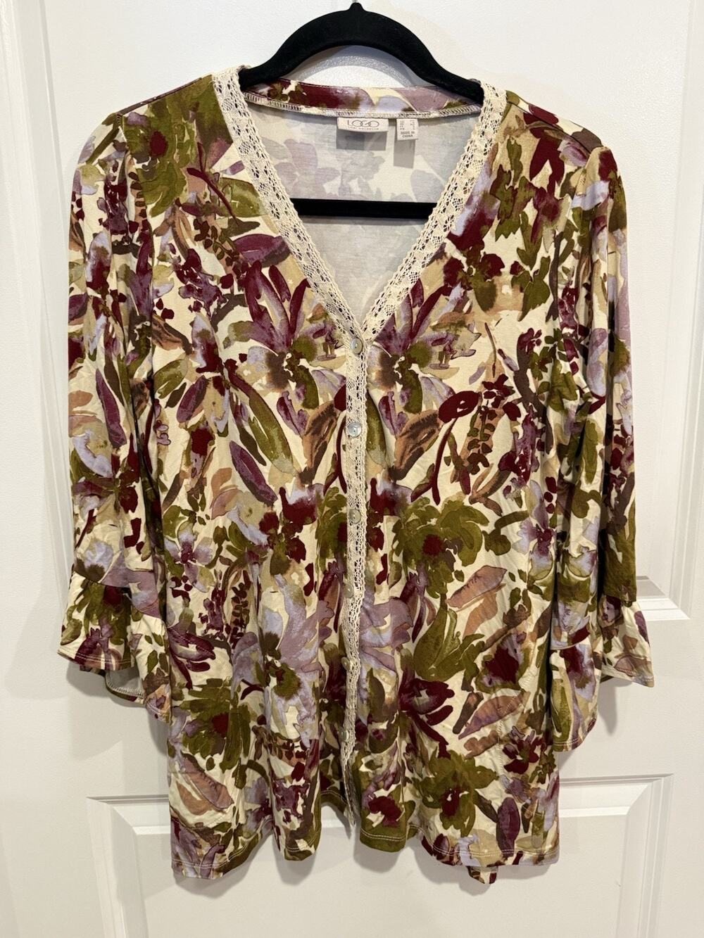 LOGO by Lori Goldstein Women V-neck Button Down Floral Lace Trim Cardigan Sz XS